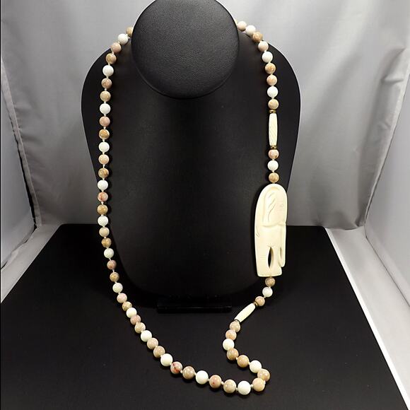1950s Elephant Pendant Gemstone Beaded Necklace Hand Knotted 32” Vintage Jewelry - Picture 6 of 10